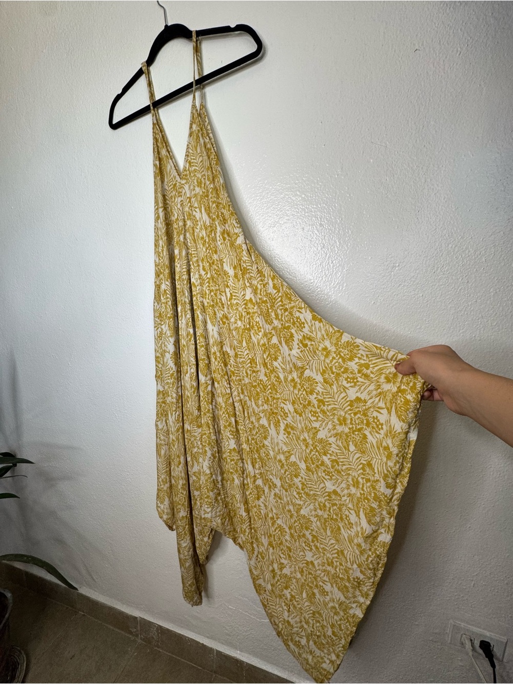 Black Market - Yellow Floral Spaghetti-Strap Boho Jumpsuit - Picture 6 of 13